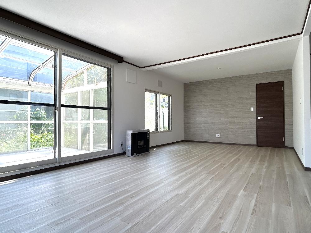 realestate_tmb_68c3b78786a32.JPG